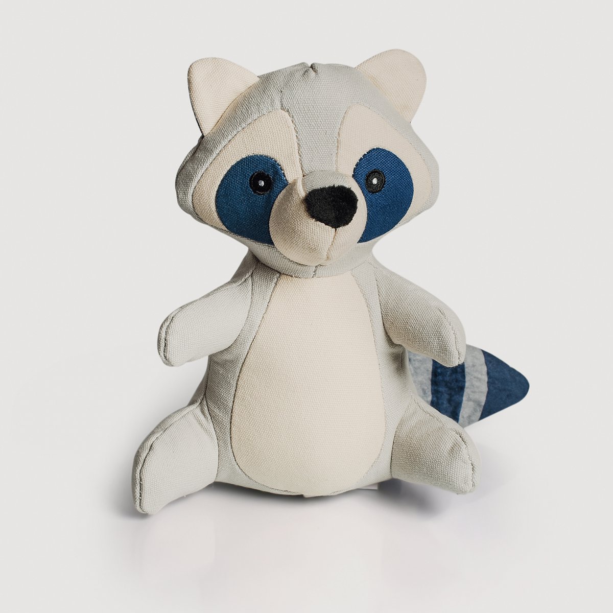ne & no dog toy - dog stuff with squeaker - cheeky raccoon Wally